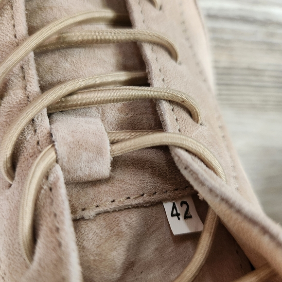 Beck Explorer Chukka Boot Mens 9 Beige Suede Italy Bungee Lace Up Shoe - Picture 13 of 16